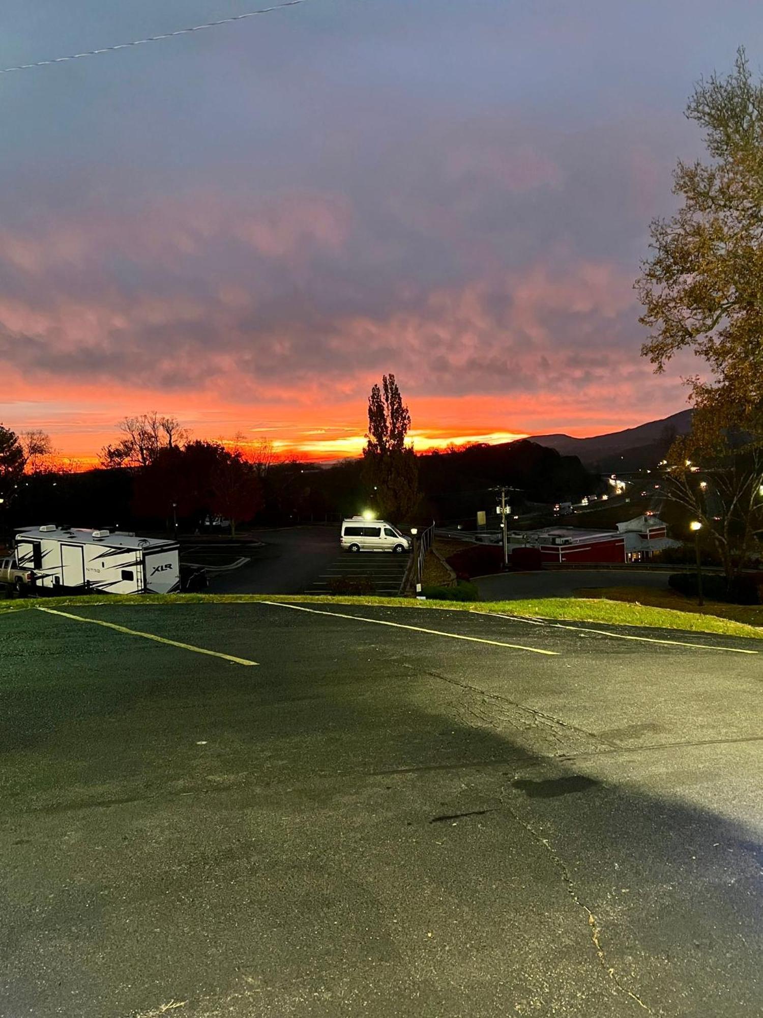 Travelodge By Wyndham Wytheville Exteriér fotografie